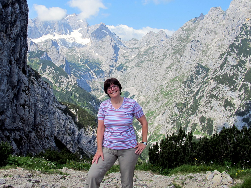 Auf dem Hupfleitenjoch, hinter mir ;-) freier Blick auf die Zugspitze